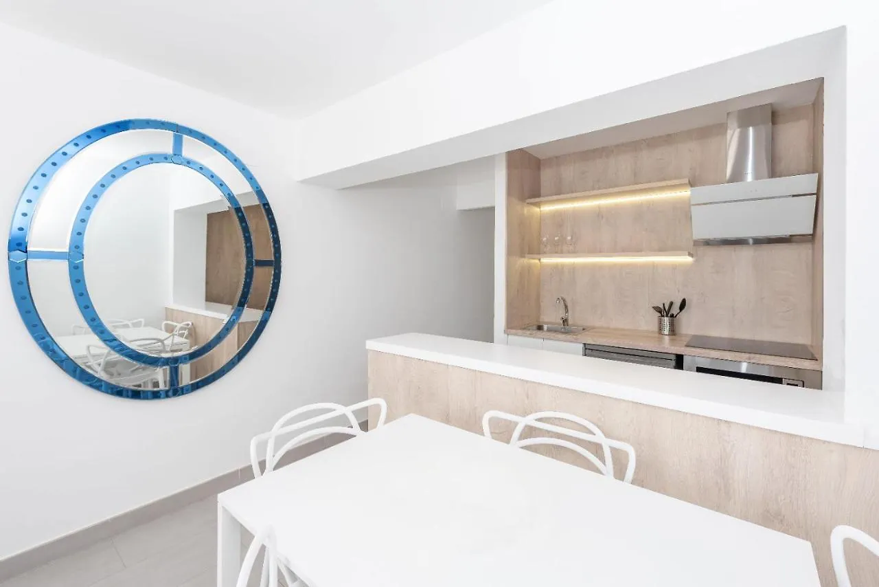 شقة Enkala Apartamentos مدينة إيبيزا